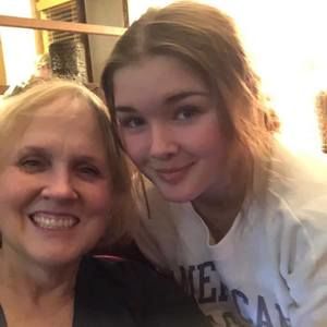 Meet your Posher, Ella